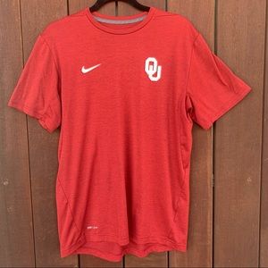 Nike Red Oklahoma University Dri-Fit Short Sleeve Tee Size Medium